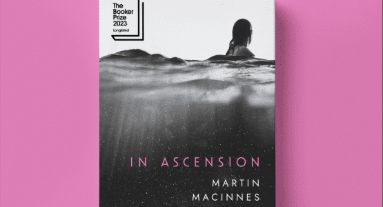 'Overgave' van Martin MacInnes op de longlist van de Booker Prize 2023