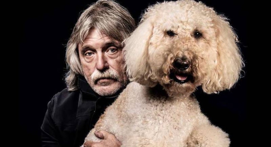 Antoinnette Scheulderman interviewt Johan Derksen over zijn hond Cuby
